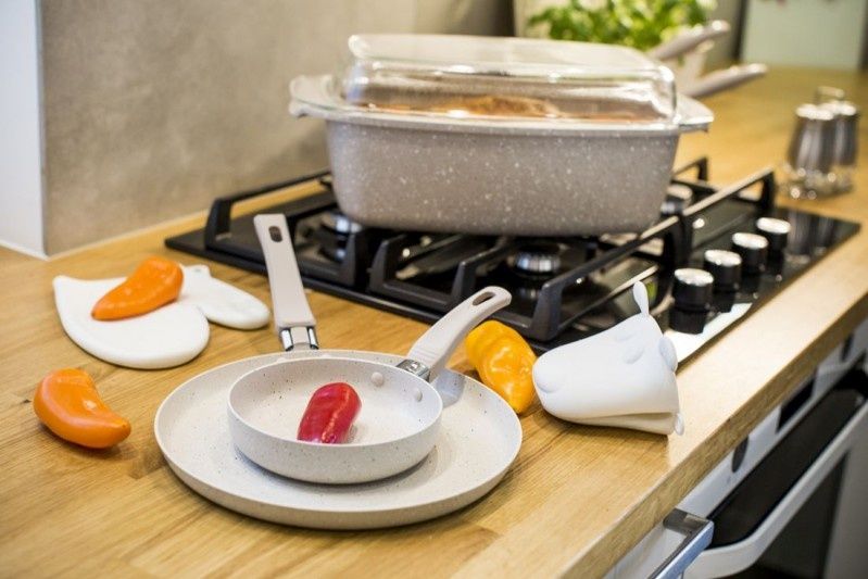 Modne naczynia do nowoczesnej kuchni - potrawy jednogarnkowe z linią Granita