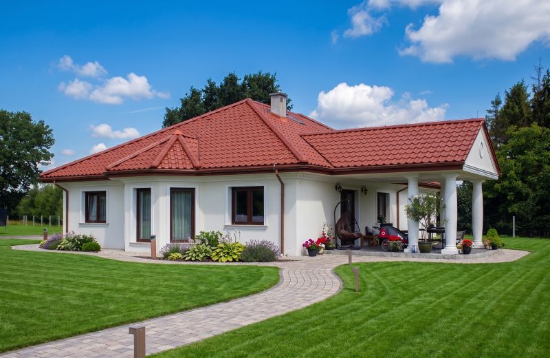 Czerwony dach – najstarszy trend, który nigdy nie wychodzi z mody