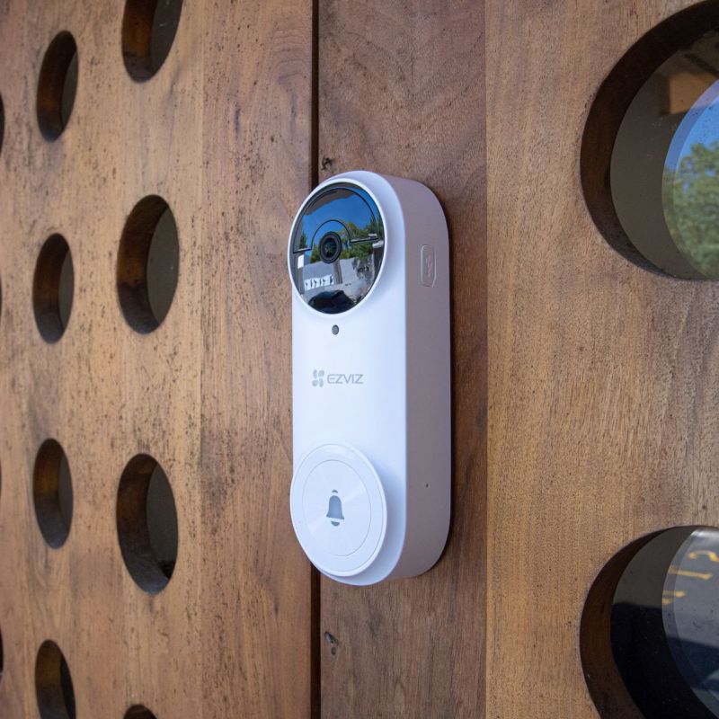 EZVIZ z nowym modelem smart dzwonka do drzwi DB2. Niezawodna ochrona w połączeniu z nowoczesnym designem