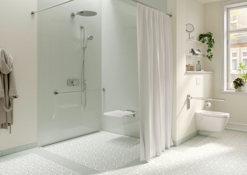 Bezpieczna i funkcjonalna – urządzamy łazienkę dla seniora