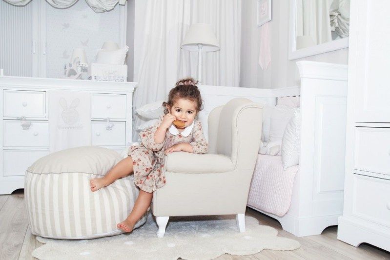Styl francuski w pokoju dziecięcym