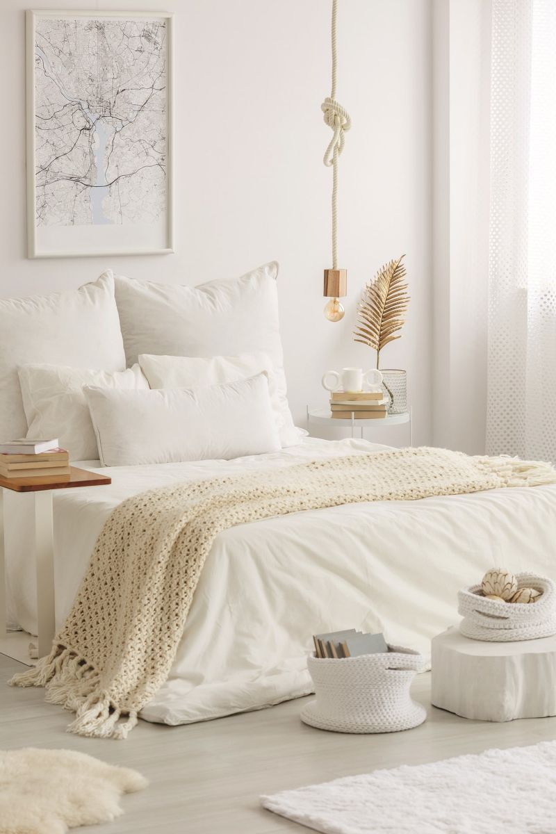 Oczyszczająca moc wnętrz w bieli